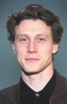 Джордж Маккэй (George MacKay) (1992) - Персонa