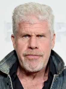 Рон Перлман